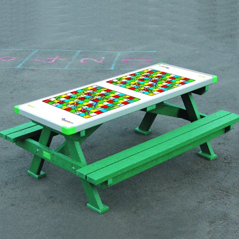 Junior Picnic Bench including Gameboard Top